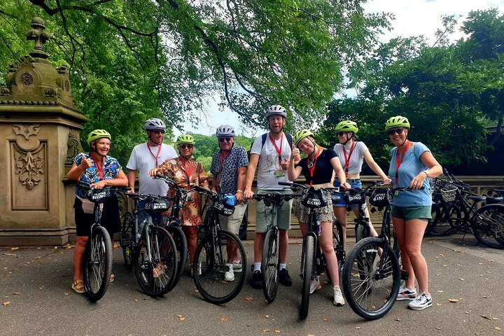Private Central Park Bike Tour in New York - Photo 1 of 8